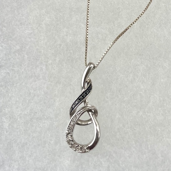 Vintage 925 Sterling Silver Necklace w/ Abstract twist cubic zirconia marcasite - Picture 3 of 6